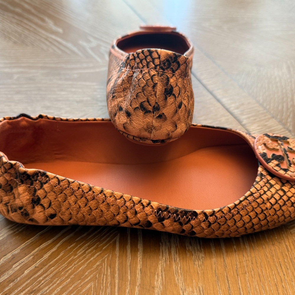 Tory Burch Orange Snake-Print Reva Flats with Logo Medallion - Picture 6 of 13
